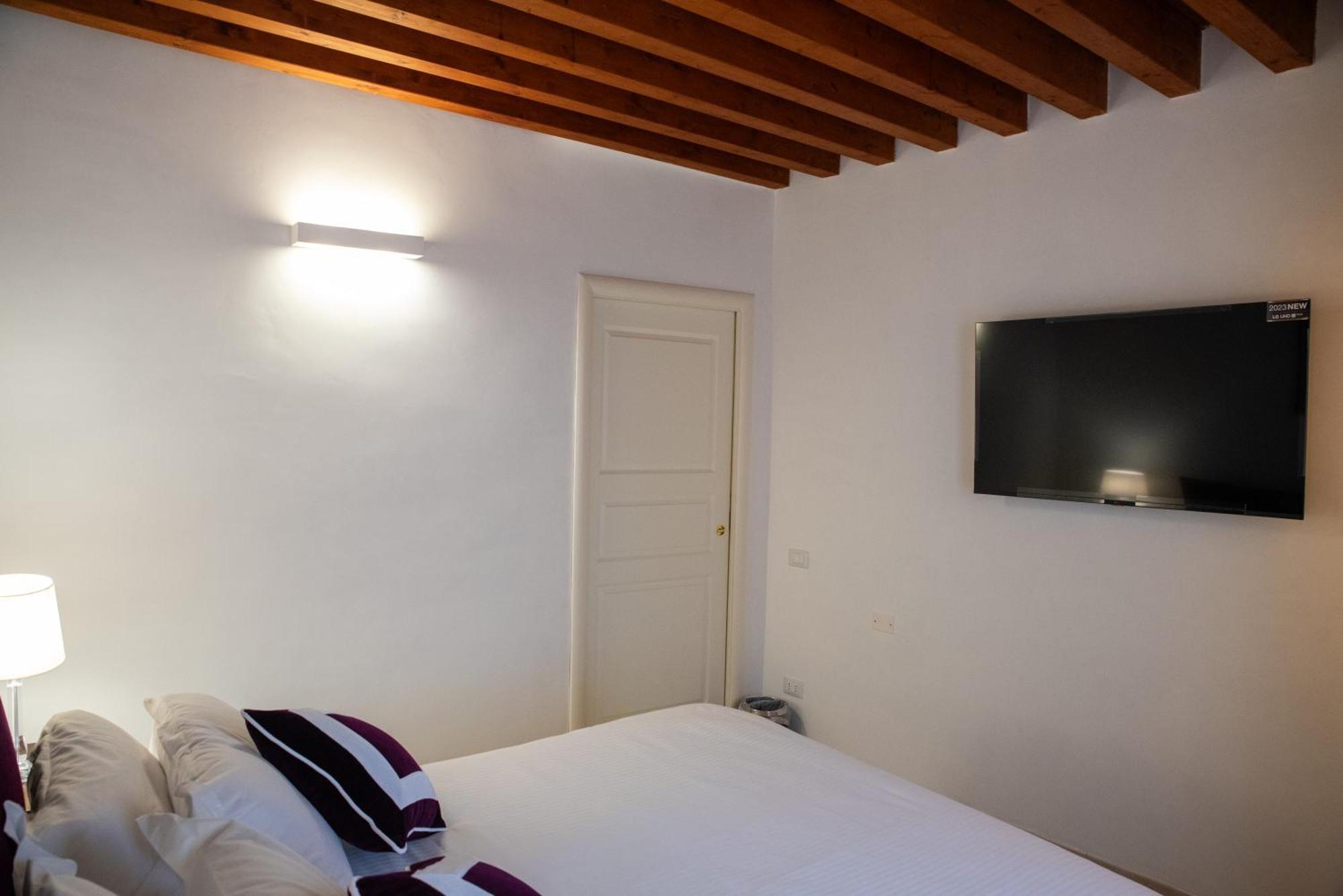 Casa Rosa - Parcheggio Gratis Wi-Fi Free Apartment Тиволи Екстериор снимка